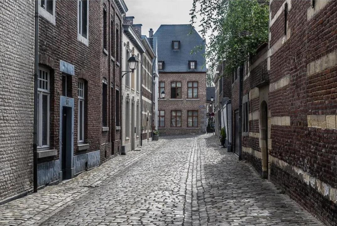 Ferienwohnung Begijnhof Historica Tongern Exterior foto